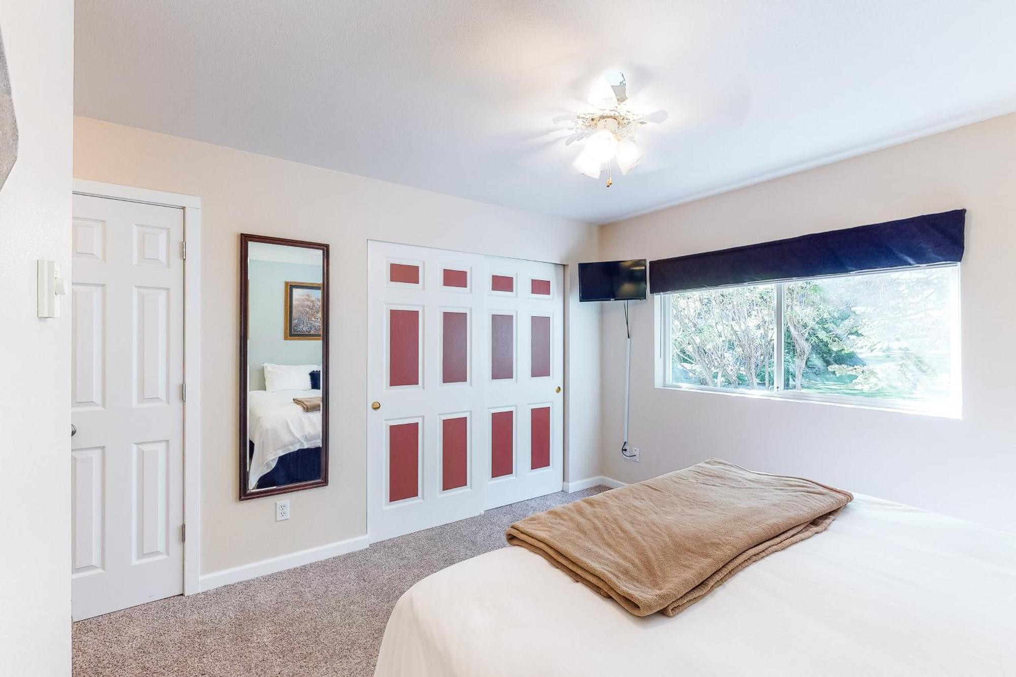 3 Bed 2 Bath Apartment In เลเวนเวิร์ท ห้อง รูปภาพ