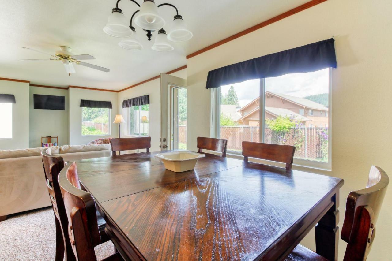 3 Bed 2 Bath Apartment In เลเวนเวิร์ท ภายนอก รูปภาพ