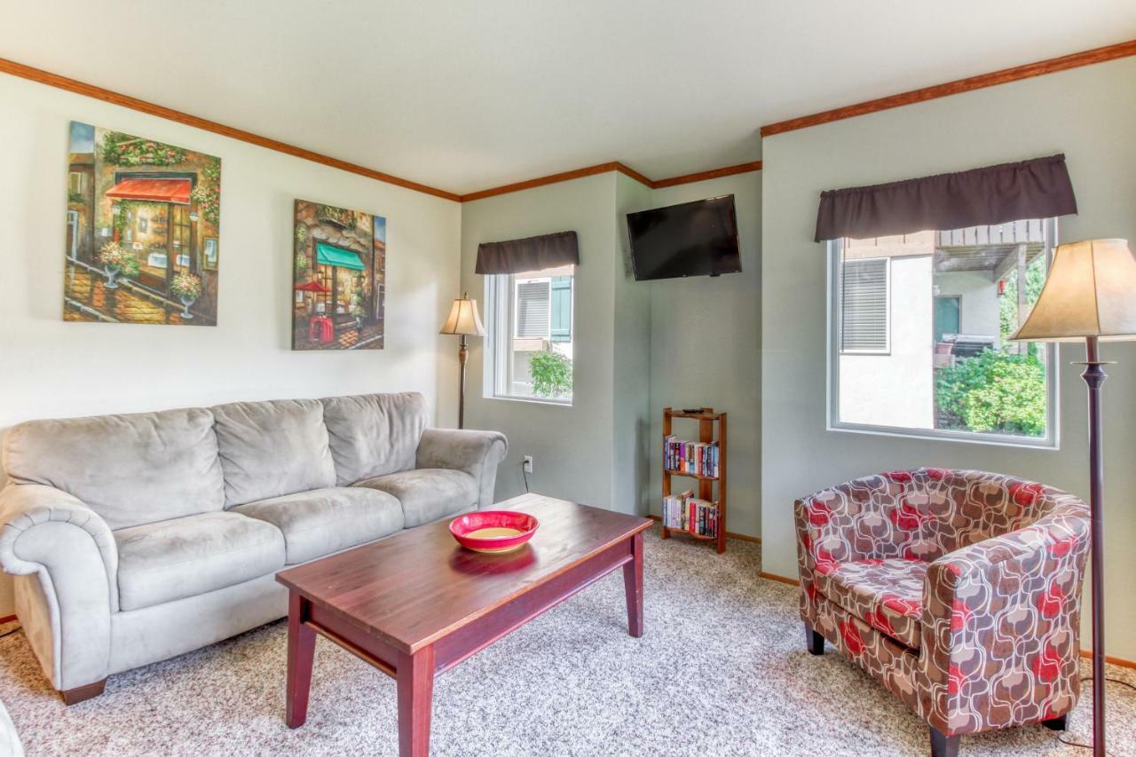 3 Bed 2 Bath Apartment In เลเวนเวิร์ท ภายนอก รูปภาพ